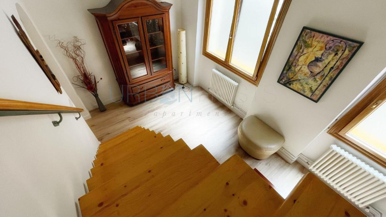 Vivienda Turistica Con Encanto Centrico, Wifi Y Patio Bilbao Zewnętrze zdjęcie